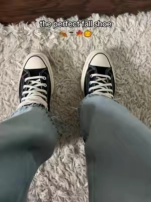 These Chuck 70s really are an upgrade over normal chucks. If you have wide feet you might want to stay true to size or go up a half size. I have narrow feet and went down a half size and they fit me perfectly #chuck70 #chucktaylor #chucks 