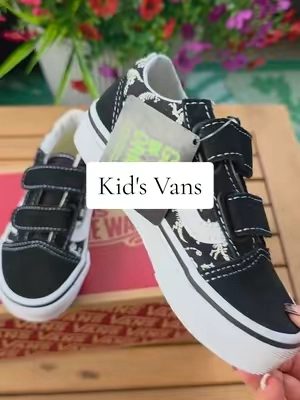 🦖New Glow in the Dark Dinosaur Vans! @vans #backtoschool #kidsshoes #toddlershoes #dinosaur #tiktokshopcreatorpicks 