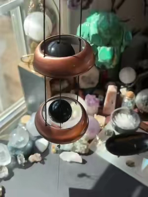 such lovely tones on this one 🤌🏻✨ #windchimes #windchime #soundfrequency #frequency #frequencyhealing 