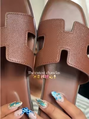 The cutest chanclas to transition into fall!  #fallootd#fallaesthetic#chanclas#sandals  