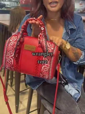 Nothing spices up a neutral outfit faster than a bold red bag. ❤️ This Wrangler tote is roomy, functional, and the easiest way to add a pop of color to your everyday look. #wrangler #wranglerbag #tiktokshopfinds #tiktokshopbacktoschool #tiktokshopcreatorpicks 