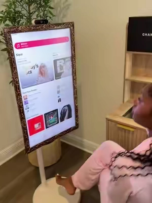 #PortableTVtablet 
