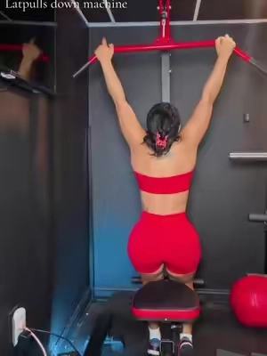 Latpulls Down machine #homegymequipment #gym #homegym #latpulldown #gymmotivation 