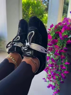 Vans LowPro Sneakers – Timeless Low-Top Sneakers with Vintage Style #Vans #ClassicSneakers #LowTopStyle #EverydayFashion #TikTokShopCreatorPicks 