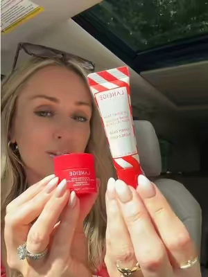 the perfect lip duo!💋@laneige_us #lipbalm #lipmask #lipduo #stockingstufferideas #TikTokshopbacktoschool Christmas gift ideas, gift sets 