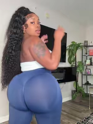 #capri #tights #yogapants #fyp 