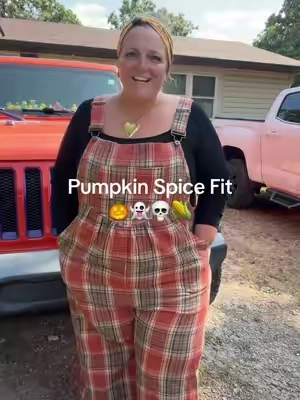 Ok this one is so cute!!  #bloomchic #plussize #fallfit #overalls #flannel 