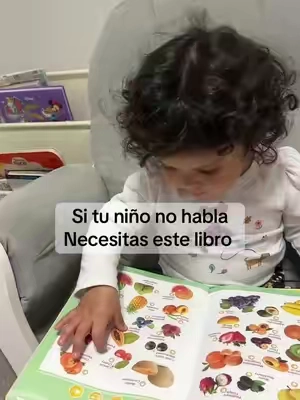 Español/inglés, trae los dos idiomas vienen 12 temas y más de 300 palabras 🤩#babybooks #babytalking #babymusthaves 