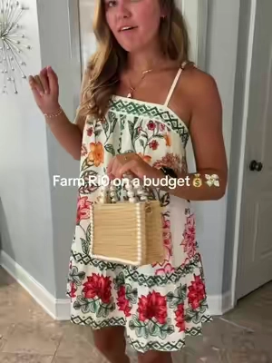 Obsessed is an understatement. Such a statement piece to have😍💚 wearing a M and I’m 5’9! #farmriodupe #designerlookalike #sundress #colorfuldress #tiktokmademebuyit 