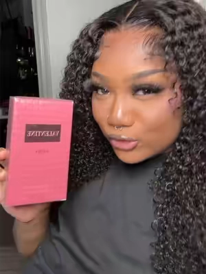 Smell so good and spot on !!! Omgggggg #valentineextra #tiktokshopcreatorpicks #dealsforyoudays #fragrance #perfumetiktok 