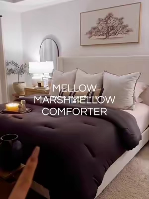 The midnight marshmallow comforter just made my bedroom feel so moody… and now I never want to leave. 🖤🍂 @Mellow Sleep  #cozybedroom #fallhome #bedroommakeover #beddingfinds #tiktokshop