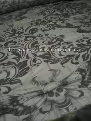 It’s so hard to find a good gothic bedding set or conforter. @erosebridal #gothicbedding #beddingset #halloweenbedding 