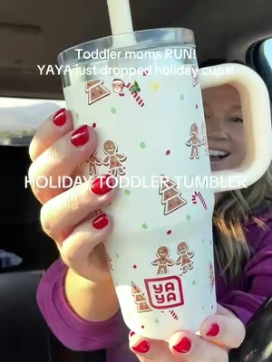 I can’t with these YAYA holiday toddler cups 😍🎄🎅🏼 #toddlercups #leakproof #christmastumbler 