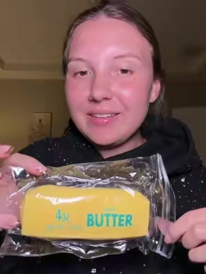 Crunchy butter 🧈 #crunchybutter #buttersquishy #crunchysquishy #squishyreview #squishyasmr 