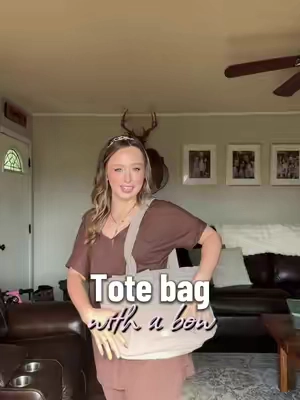 My little cross body purse could never #bagsmart @BAGSMART #totebag #bowtotebag #womensbag 