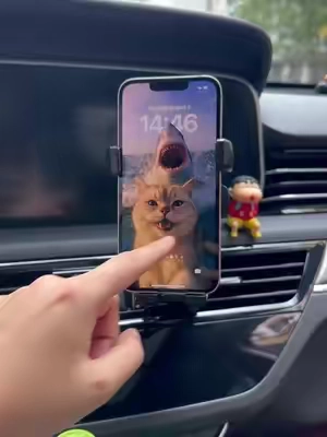 I finally found a phone mount that actually works #SoporteParaCelular #AccesoriosParaAuto #GadgetsParaAuto #CarGadgets #techfinds 