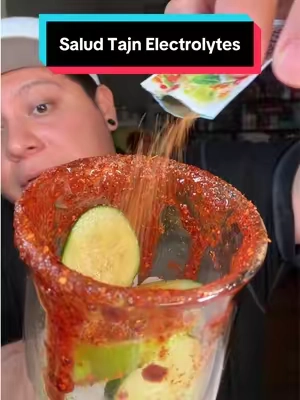@Taste Salud just came out with their new Tajin Pepeino Limon flavor, I’ll try to leave it in the TikTok shop cart. But run before they sell out. #electrolytes #saludhydrationmix #tajin #Summer #pepino 