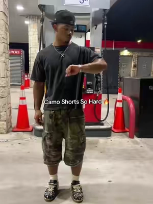 #fashion #camoshorts #viral #streetwear #OOTD 
