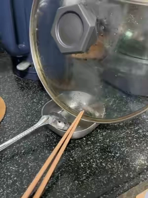 You need something dummy thick like this one.#KitchenEssentials #UtensilStorage #304StainlessSteel #SpoonHolder #kitchenmusthave 