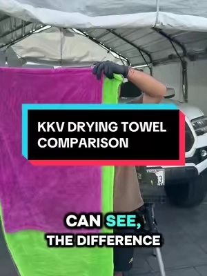 I didn't realize how much time I was wasting until I switched to a larger drying towel. One towel, less hassle, and a whole lot faster. 💦🚘#fyp #cardetailing #dryingtowel #carwash #detailersoftiktok 