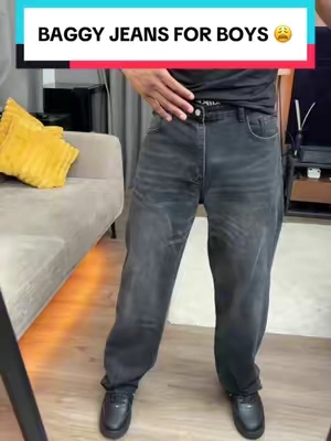 I’m 5’11, wearing a medium  #jeans #forboys #baggyfit #menwear #tiktokshop 