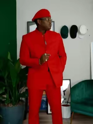 Most suits all blend together. This one doesn’t. The slim fit keeps it modern, and the Chinese-inspired stand collar gives it a unique look that feels refined instead of loud. If you’ve been wanting something for weddings, special events, or just to have one suit nobody else is wearing, this is a solid option. #ChineseStyle #MensSuit #StyleInspiration #LuxuryStyle #suit 