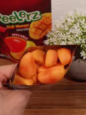 #snacks #candy #tiktokshop #peelablegummy #gummy 