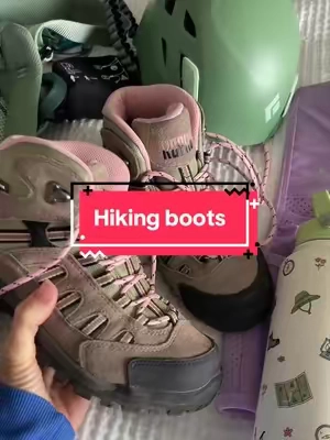 #hikingboots #gorpcore #backtoschoolshopping #tiktokshopsummersale #tiktokshoplabordaysale 