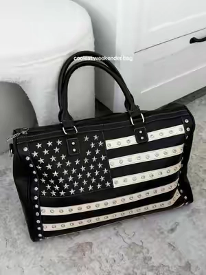 #weekenderbag #westernfashion #dufflebag #travelbag #MontanaWest 