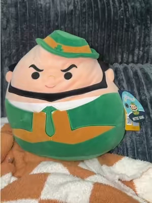 i wouldn’t wait #squishmallow #ncaafootball #footballmascot #CollegeFootball #squishmallows 