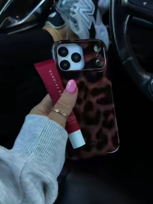 leopard magsafe phone case 🖤 #phonecase #magsafe @Velvet Caviar 