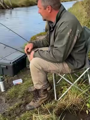 Ideal for hiking, hunting, jungle exploring, fits easily over your pants and boots.
#SnakeProofGaiters #OutdoorGear #HikingEssentials #WildernessSafety #HuntingGear