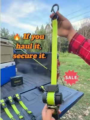Old straps vs heavy-duty straps. You know the difference.#shoppingtrip #truckbed #retractableratchestraps #ratchetstraps #tiktokshop 