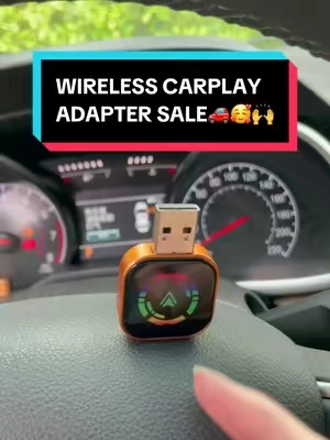 Transform you old wired CarPlay into wireless i seconds 🙌#tiktokshopcreatorpicks #dealsforyoudays #tiktokshopsummerturnup #wirelesscarplay #wirelesscarplayadapter 