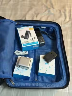 I have a trip coming up soon, and this is going to be perfect to bring with me. #travelfinds #powerbank #fastcharging #traveltech #anker 