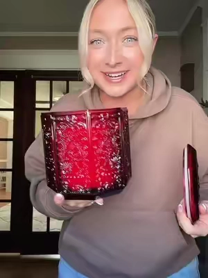 50 ounces of deliciousness 🕯️🍂❤️ #candle #candles #candlelover #fallscents #christmasscents 