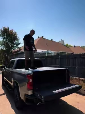 Awesome bed cover! @Yitamotor #truckbedcover#trifoldcover#truckaccesories   