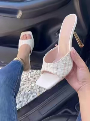 The product is in the cart, my dear friends. #womenshoes #sneakers #shoes 