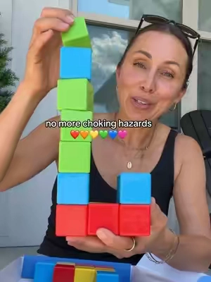If you’ve been looking for magnetic building blocks for younger kids, these oversized magnetic cubes are such a fun option! ✨ Their larger size and rounded edges make them easy for little hands to grip, and they’re great for open-ended building, creativity, and imaginative play. From toddlers to early elementary ages, these are a toy that grows with your child and gets played with again and again. #magneticblocks #buildingtoys #stemtoys #toddlertoys #preschooltoys 