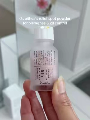 Helps calm irritated acne-prone skin and the built in brush makes it so easy to apply directly to blemishes #dralthea345 #acnespottreatment #acneproneskin #breakoutsolution #oilcontrol 