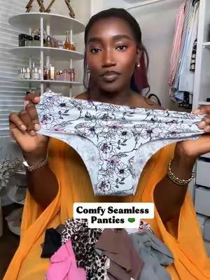 #panties #underwear #seamlessunderwearset #seamlessshorts #womencare 