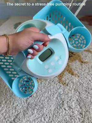 My favorite pumping essential now I can just take all of my stuff with me from room to room @DairyDockShop #breastfeeding #pumpingmom #pumpingjourney #pumpingmoms #pumpingtips 