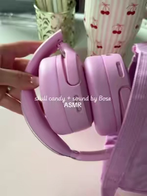 skull candy did their big one with this Bose collab. The sound and bass is incredible. Top level comfort and great battery life on these over the ear headphones.  @Skullcandy #skullcandy #soundbybose #headphones #overtheearheadphones #asmr 