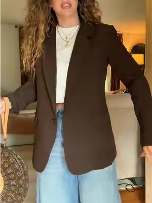 I will be layering this with so many outfits this fall. Might need to order another one in the next size up too!  @Cider  #cider #fallfashion #oversizedblazer #autumnfashion 