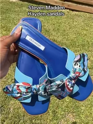 Size Up‼️but these are super comfortable #stevenmadden #womensandals #sandals #summerslides 