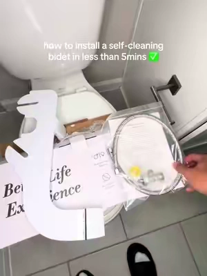 quick tutorial on how to install a bidet in less than 5mins ✅. Also if you’re in the Houston area and need a plumber, hit up @thedraindomain 🔥 #bidet #howto #bathroom #dealsforyoudays #summerwins @PHANCIR 