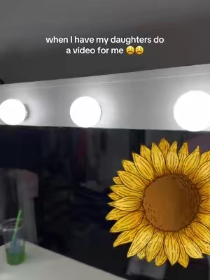 I mean it’s a nice vanity. 🥺 #vanity #makeupvanity #tiktokshopcreatorpicks 