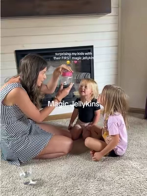they loved the magic surprise 🥹💗🪄 #jellykins #magicjellykins #toddlertoys #kidtoys #giftideasforkids @QVC, Inc 
