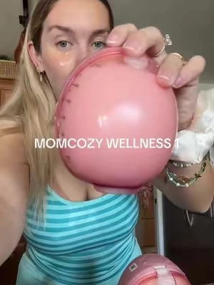 Your sign to pay attention to your pumps ahaha so much milk 😅😂 #momcozy #momcozywellness1 #momcozywearablepump #wearablepumps #pumpingmom 