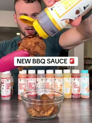 This new sauce is BANGING #lowcaloriesauce #lowcalorie #sauce #joeyswoll #TikTokshopbacktoschool 